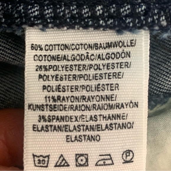 FREE PEOPLE “So Chic” High Rise Denim Biker Shorts Raw Hem Stretch - Picture 11 of 11